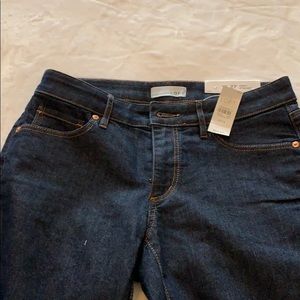 👖🤩💙 NWT!!!! Loft jeans, size 4/27.  👖 🥰